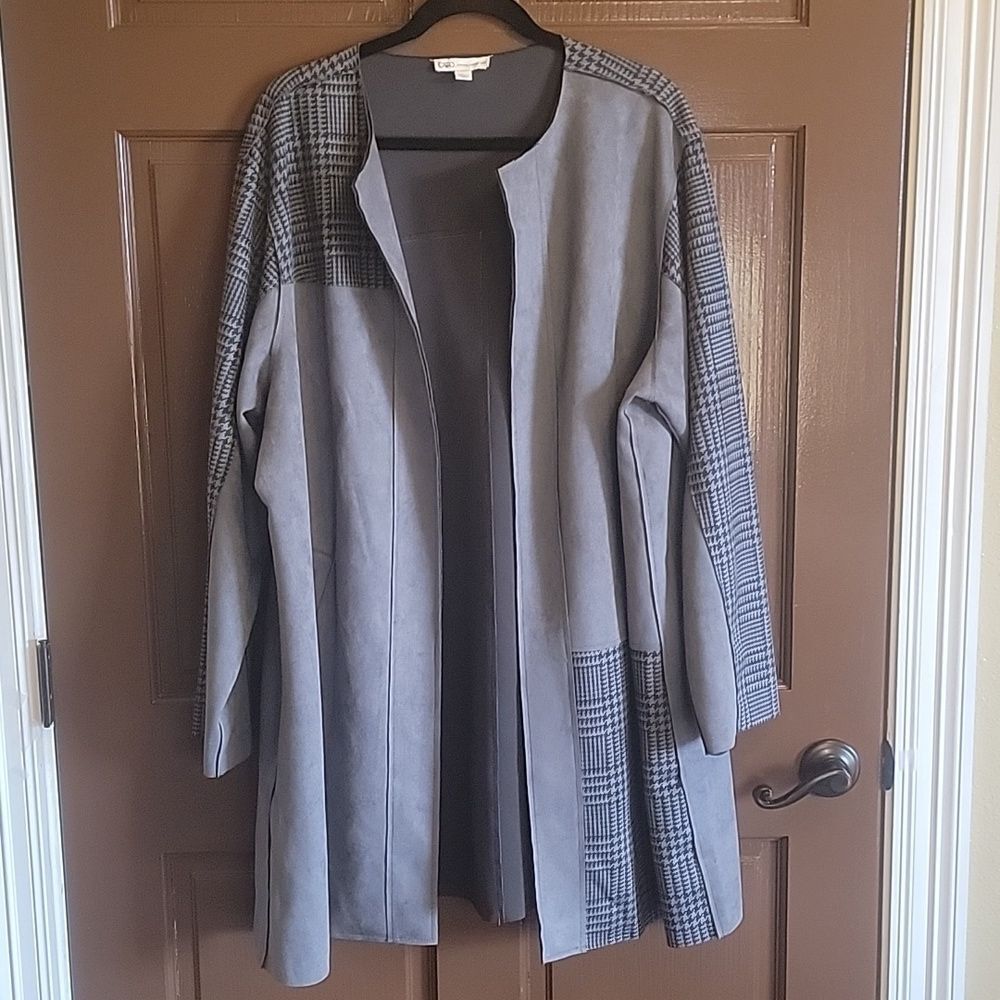 Cato-Faux suede blk/gray open front jkt. with long sleeves, side pockets 22-24 W